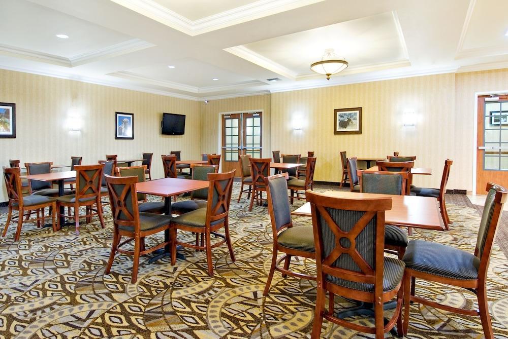 Holiday Inn Express & Suites Klamath Falls Central By Ihg Exteriér fotografie