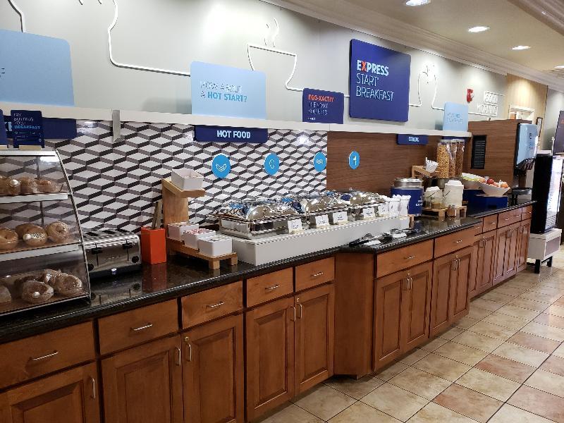 Holiday Inn Express & Suites Klamath Falls Central By Ihg Exteriér fotografie