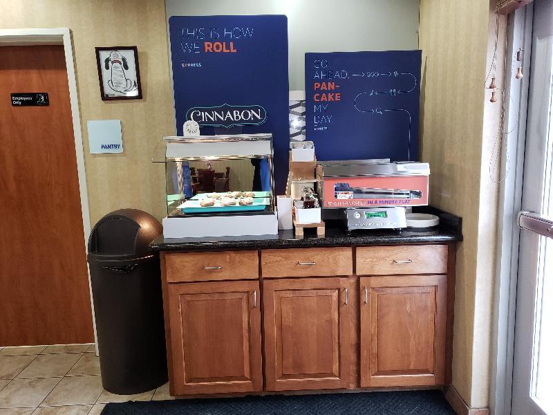 Holiday Inn Express & Suites Klamath Falls Central By Ihg Exteriér fotografie
